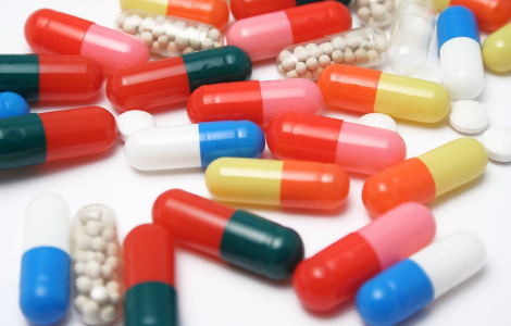 Nuovi antibiotici, slegare i profitti dalle quantità di confezioni vendute