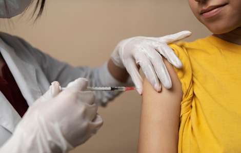 Vaccino HPV: efficacia, sicurezza e consulenza del farmacista nella prevenzione dei tumori